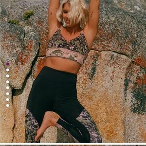 Spell Active Oasis Crop Top / Bra floral pattern size XL